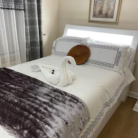 Gated Home Close To Birmingham City Centre Εξωτερικό φωτογραφία