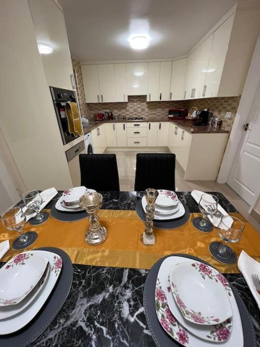 Gated Home Close To Birmingham City Centre Εξωτερικό φωτογραφία