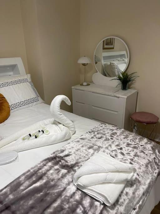 Gated Home Close To Birmingham City Centre Εξωτερικό φωτογραφία
