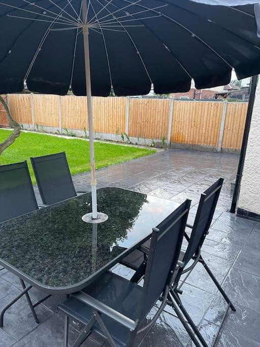 Gated Home Close To Birmingham City Centre Εξωτερικό φωτογραφία